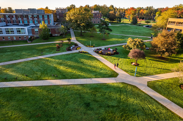 UHart Lawn